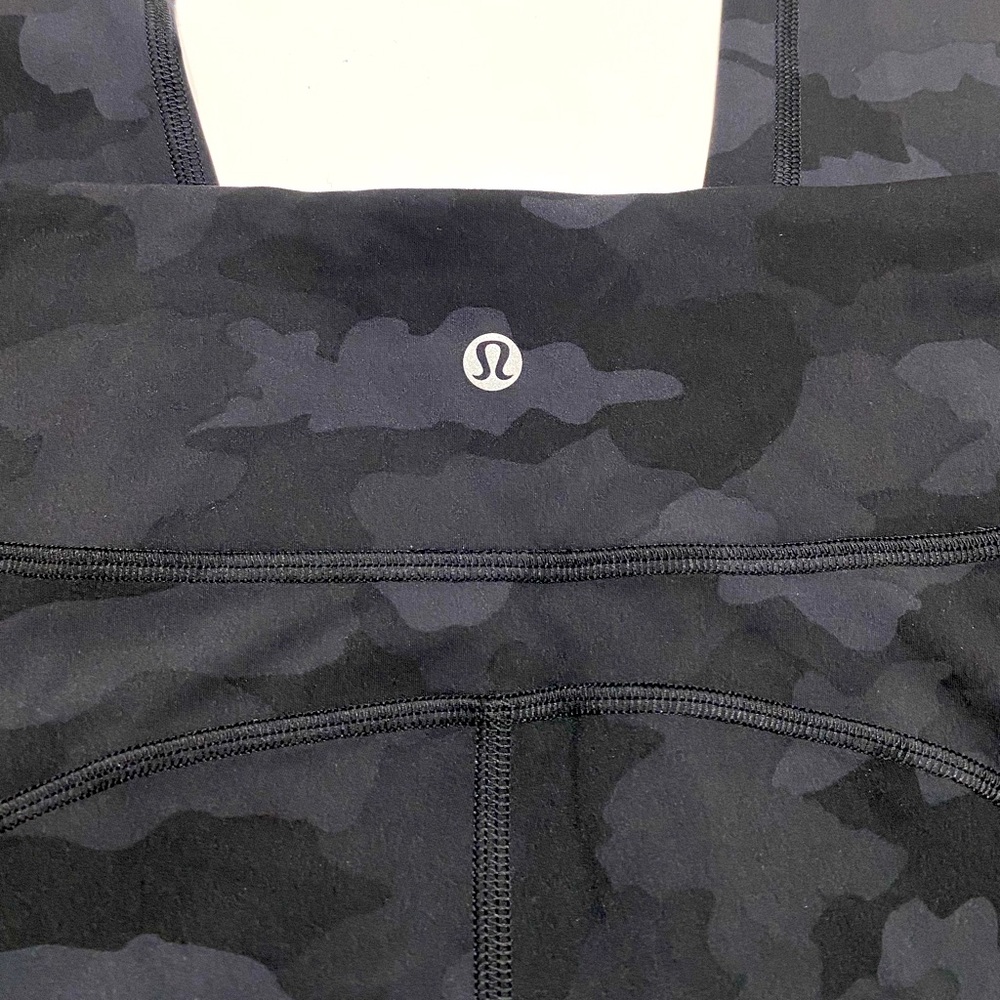 Lululemon Invigorate HR Tight 25” Sz.8